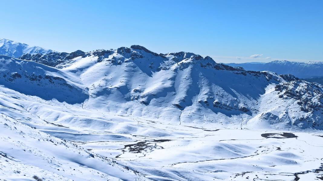 Şehirde kar göremeyince Konya’nın incisine akın ettiler 13